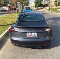 تێسلا مۆدێل 3